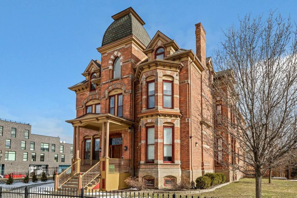 The Lumber Baron'S Penthouse 3Br / 2.5 Ba Lägenhet Detroit Exteriör bild